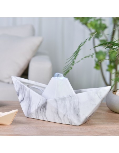 Fontaine Cristal Line Sailing