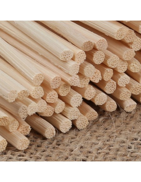 Bâtonnets de diffuseur longs et ondulés en rotin